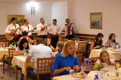 Gosti u objektu Hotel Pastura