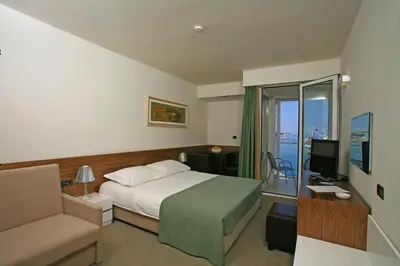 TV i/ili zabavni centar u objektu Hotel Vrilo - Adults Only