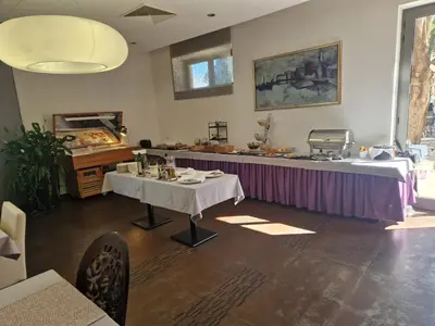 Hrana u hotelu ili u blizini