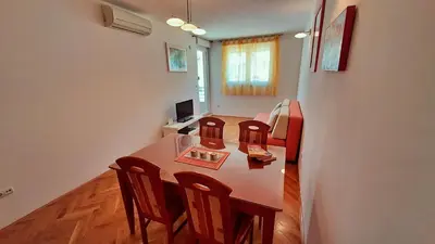 TV i/ili zabavni centar u objektu Apartment Jen