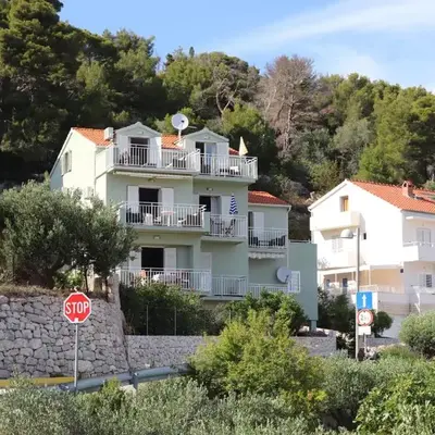 Apartments with a parking space Hvar - 5687