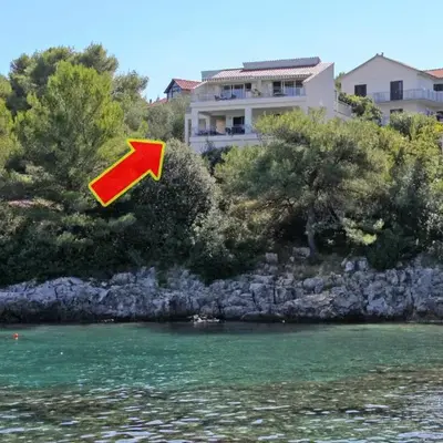 Apartments by the sea Jelsa