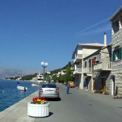 Apartments by the sea Povlja