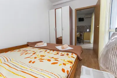 Krevet ili kreveti u jedinici u objektu Apartment Baska Voda 6761c