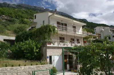 Pogled na planine ili pogled na planine iz apartmana