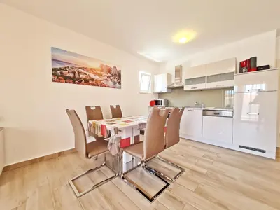 Kuhinja ili čajna kuhinja u objektu AB Villa Podstrana