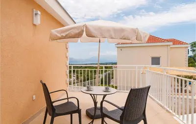Balkon ili terasa u objektu Holiday Home Postira With Sea View X