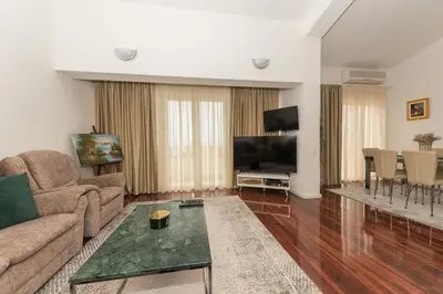 TV i/ili zabavni centar u objektu Apartman Filipovic