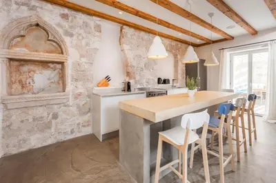 Kuhinja ili čajna kuhinja u objektu Riva Lavanda Hvar, Old Town