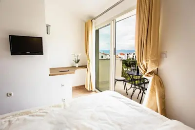 TV i/ili zabavni centar u objektu Villa Suzy Lux