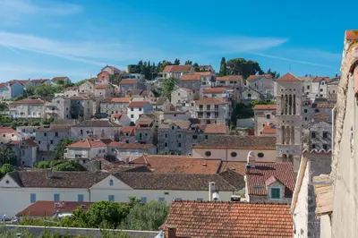 Pogled na grad 'Hvar' ili pogled na grad iz apartmana