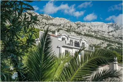 Pogled na planine ili pogled na planine iz apartmana