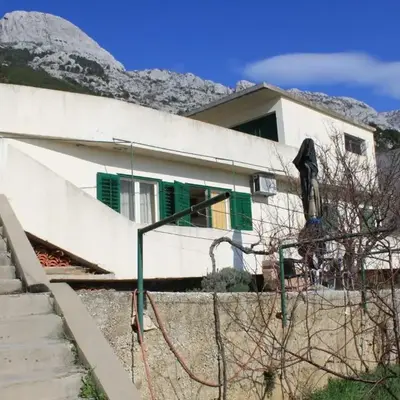 Apartments by the sea Marusici