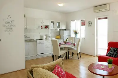 Kuhinja ili čajna kuhinja u objektu Apartments with parking space Supetar, Brac - 11147