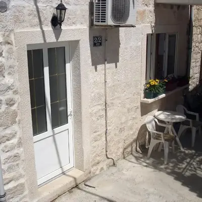 Apartments by the sea Pucisca