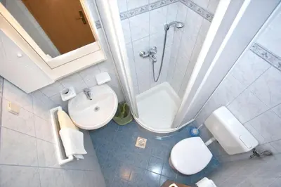 Kupaonica u objektu Studio Promajna 2605a