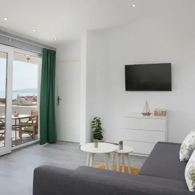 Apartment Luka