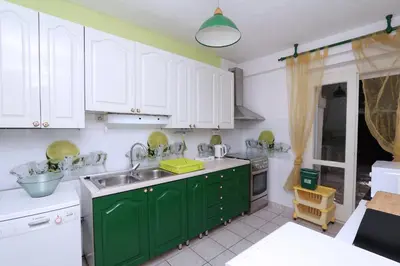 Kuhinja ili čajna kuhinja u objektu Apartments Nina Beach