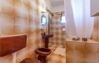 Kupaonica u objektu Holiday Home Pisak With Sea View I