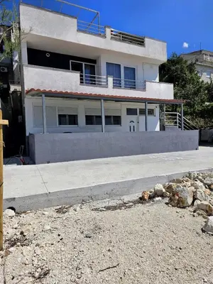 Zgrada u kojoj se nalazi apartman