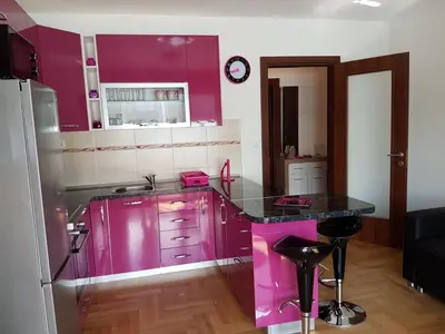 Kuhinja ili čajna kuhinja u objektu Apartment Lara