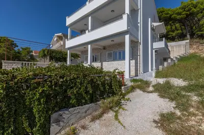 Zgrada u kojoj se nalazi apartman