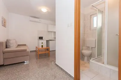 Kupaonica u objektu Apartmani Vesna
