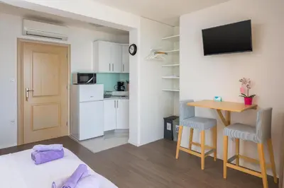 Kuhinja ili čajna kuhinja u objektu Apartmani Noah - Iva i Matea