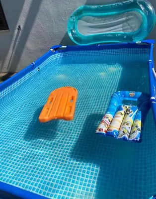 Bazen u objektu Apartment Ivo ili u blizini