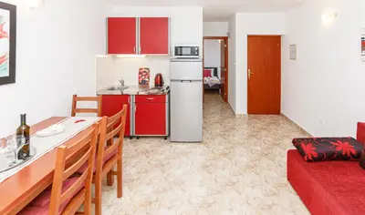 Kuhinja ili čajna kuhinja u objektu Apartments Cvita