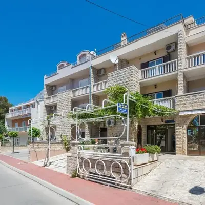 Ivana Apartments