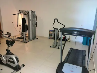 Fitness centar i/ili fitness sadržaji u objektu Luxury Apartments Villa Ruzmarina with New heated Infinity Pool and Lounge Area