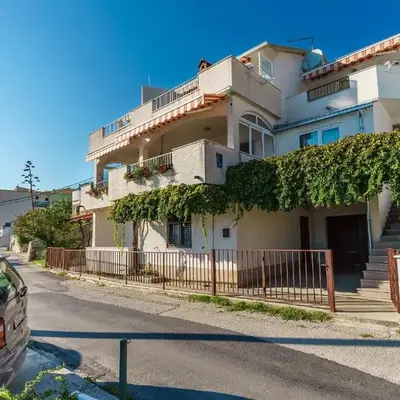 Apartmani Amila-Pisak