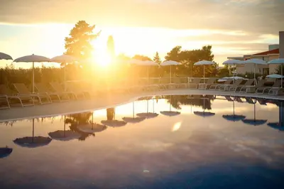 Bazen u objektu Pharos Hvar Bayhill Hotel ili u blizini