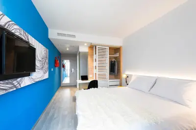 TV i/ili zabavni centar u objektu Pharos Hvar Bayhill Hotel
