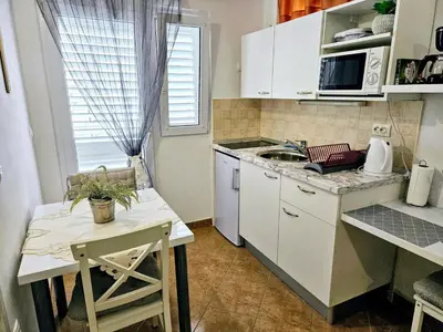 Kuhinja ili čajna kuhinja u objektu Guest House Antonia