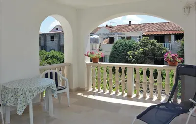 Balkon ili terasa u objektu Two-Bedroom Apartment In Supetar