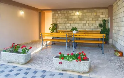 Tlocrt objekta Two-Bedroom Apartment In Mali Rat