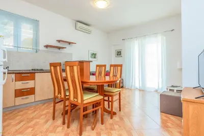 Kuhinja ili čajna kuhinja u objektu Apartments Daniela