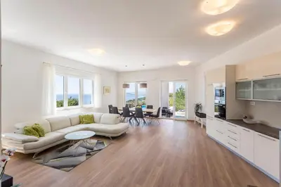 Kuhinja ili čajna kuhinja u objektu Villa Horizon