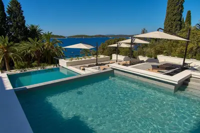 Bazen u objektu Hotel Moeesy, Blue & Green Oasis - Adults Only ili u blizini