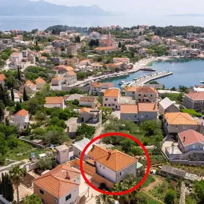 Apartments by the sea Sumartin