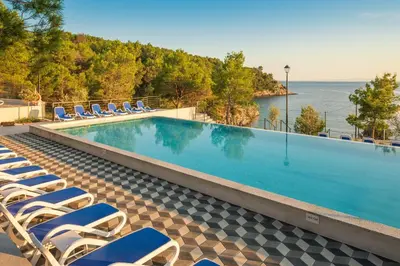 Bazen u objektu Gava Waterman Milna Resort – All Inclusive ili u blizini