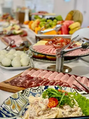 Hrana u hotelu ili u blizini