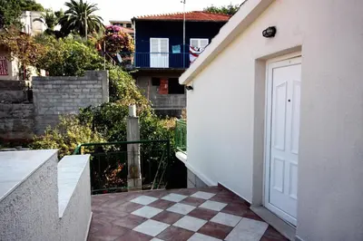 Zgrada u kojoj se nalazi apartman