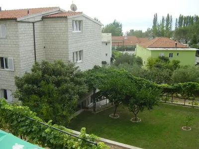Vrt u objektu Apartmani Vrljičak