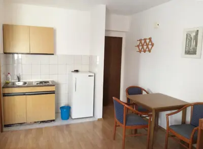 Kuhinja ili čajna kuhinja u objektu Studio Dugi Rat 7481d