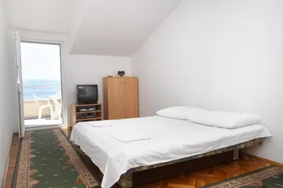 Tlocrt objekta Apartments by the sea Omis - 8334