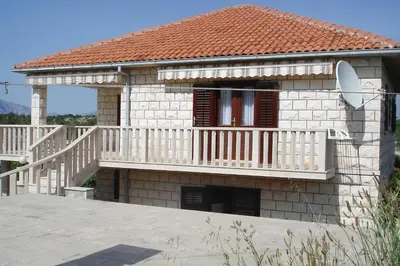 Tlocrt objekta Apartment Povlja 8628b
