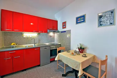 Kuhinja ili čajna kuhinja u objektu Apartments Tamara